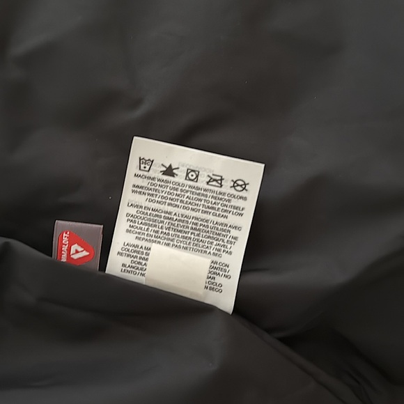 Nike Quilted Bomber Jacket - Picture 11 of 11